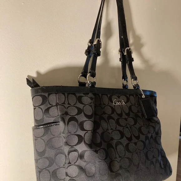 Coach black signature SHOULDERBAG  tote F17725 - Picture 4 of 12